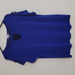 Dashing Short-sleeved Detailed Top